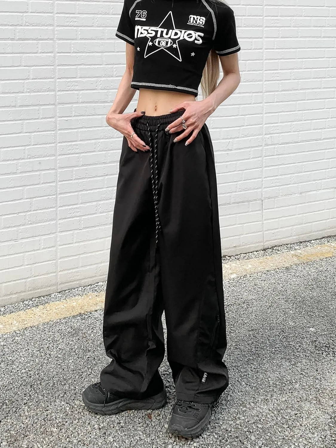 Baggy Cargo Pants for Women Elastic Waist Y2K Parachute Track Pants Trendy Casual Sports Wide Leg with Pockets