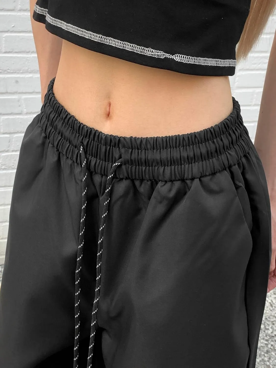 Baggy Cargo Pants for Women Elastic Waist Y2K Parachute Track Pants Trendy Casual Sports Wide Leg with Pockets