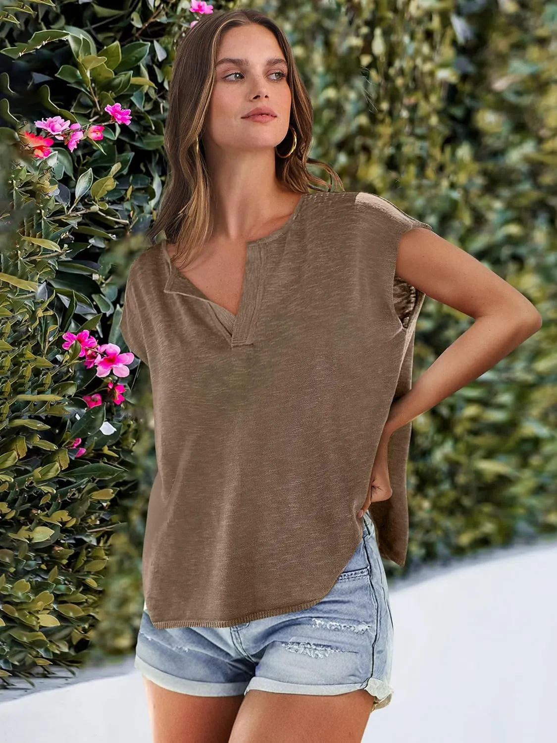 Caracilia Womens Sweater Tops Summer Casual V Neck Cap Sleeve Vests Loose Lightweight Side Slit Hem Shirts 2025 Blouse