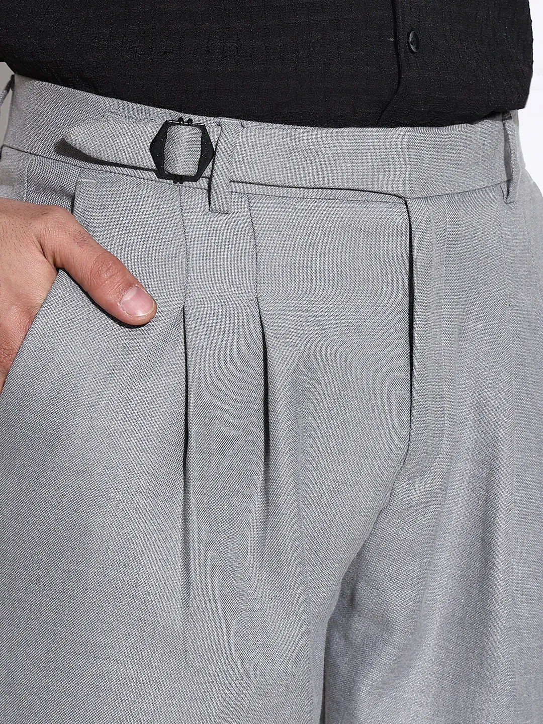 Men Grey Solid Tapered Fit Trousers