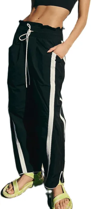 Miqil Women's Casual Loose Striped Sweatpants Y2K Sporty Elastic High Waist Drawstring Wide Leg Barrel Pants Going Out Pants