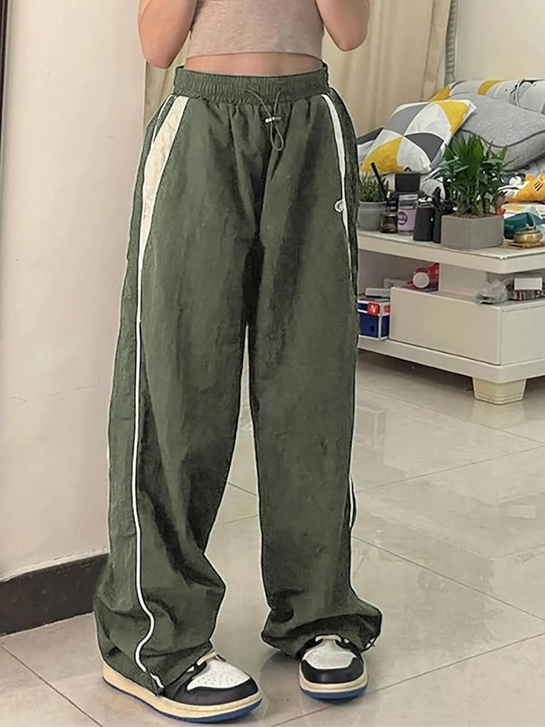 Xineicy Y2K Baggy Pants for Women Vintage Sweatpants Wide Leg Parachute Pants Hip Pop Cargo Pants